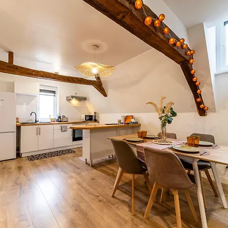Appartement Le Nid - Hypercentre - 3 Beds - Wifi - Netflix Cambrai